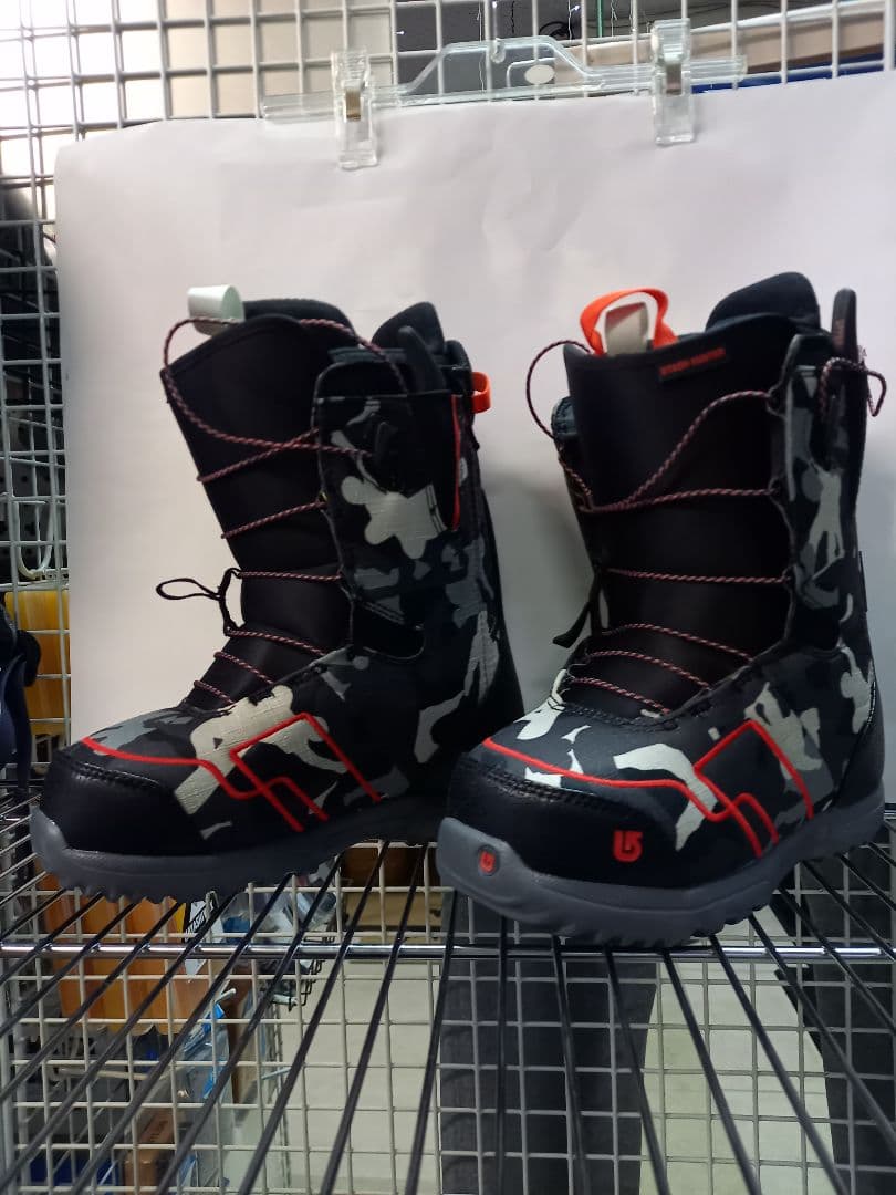 Burton STASH HUNTER 22㎝ ジュニアブーツ