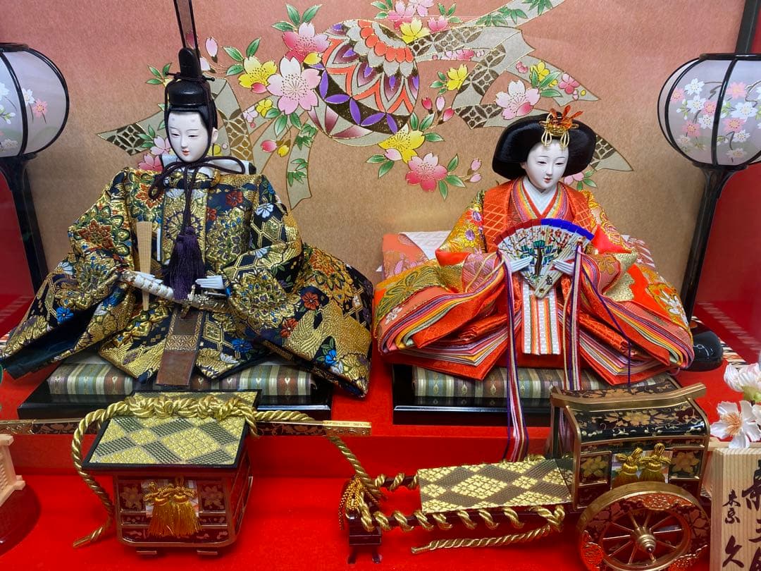 雛人形オルゴール付ガラスケース入り親王飾り・間口約７２×奥行約４０×高さ約４４㎝