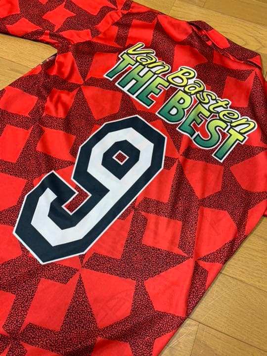 稀少！■ACミラン■Marco Van Basten サッカー半袖シャツ: M