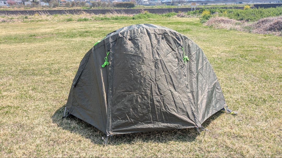 SOLO DOME 1 ドーム型テント カラーは「カーキ」　BDK-08KA