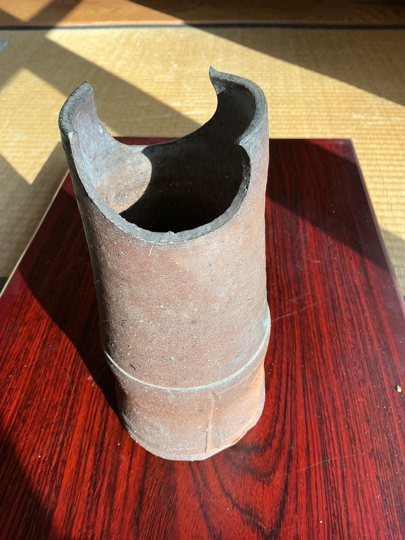 備前焼　陶器製円筒形花器　竹型　箱はありません