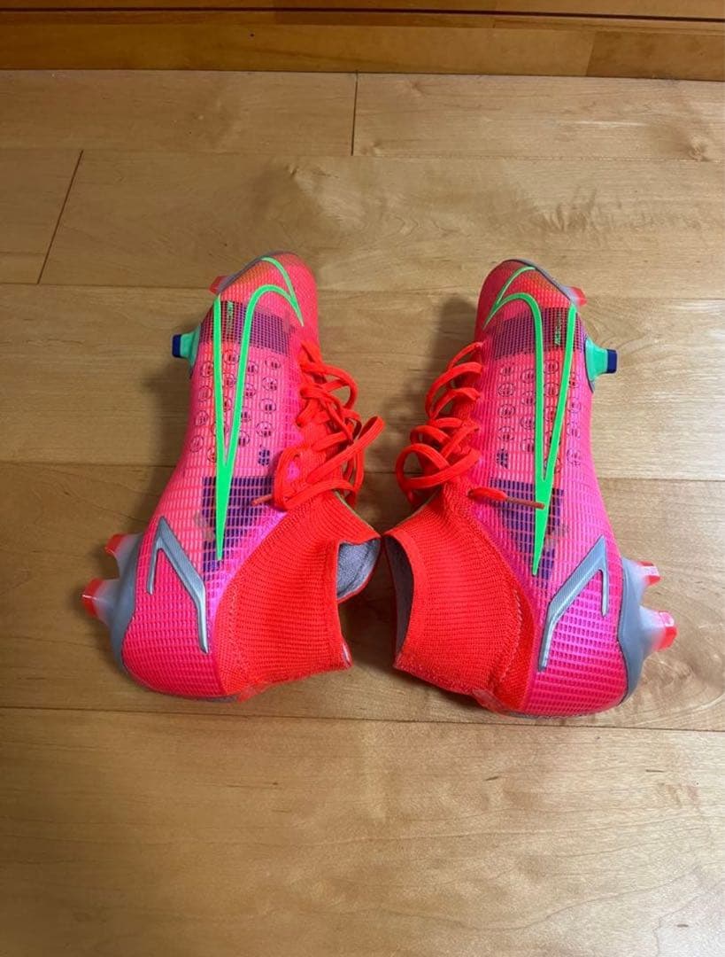 Nike Mercurial サッカーシューズ ピンク/グリーン