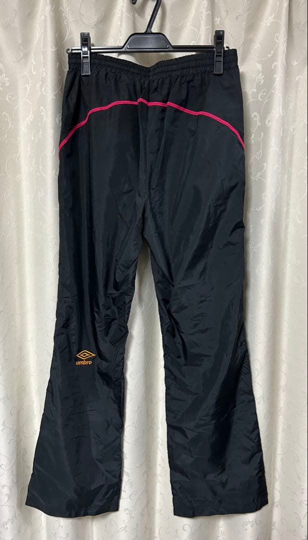 最終値下げ　美品　umbro ウィンドブレーカー 　上下セット