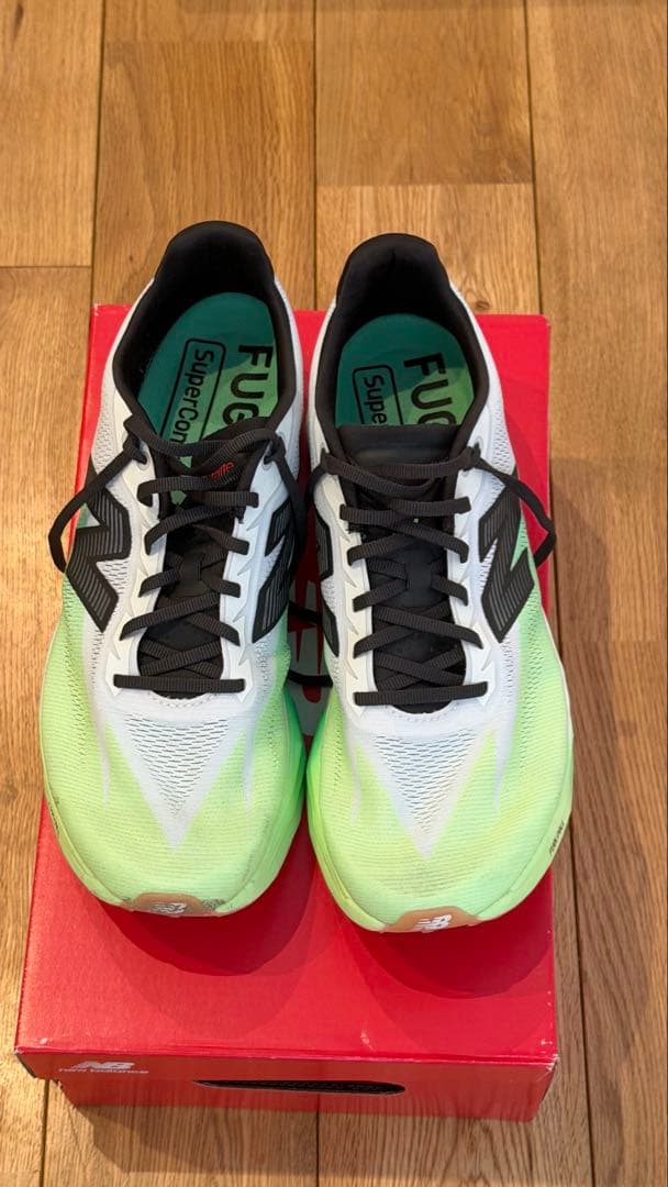 New Balance フューエルセルSCエリートV5 メンズ 27cm