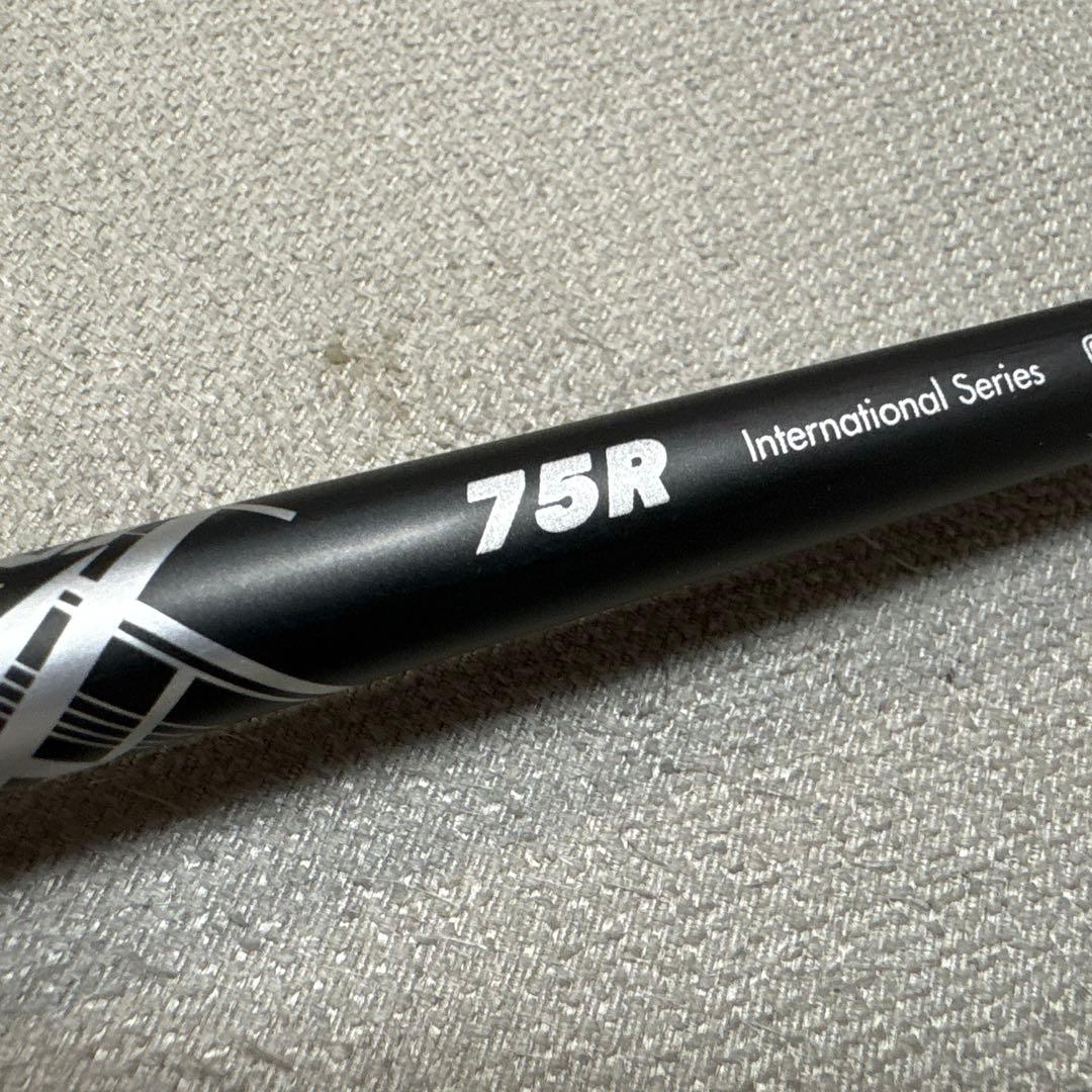 スリクソン ZXMK2ハイブリッド4U アッタスMB HY75R カバー純正