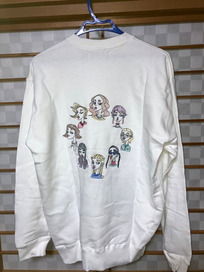 left alone 初期スウェット　トレーナー　刺繍　ステッチ　新品未使用！