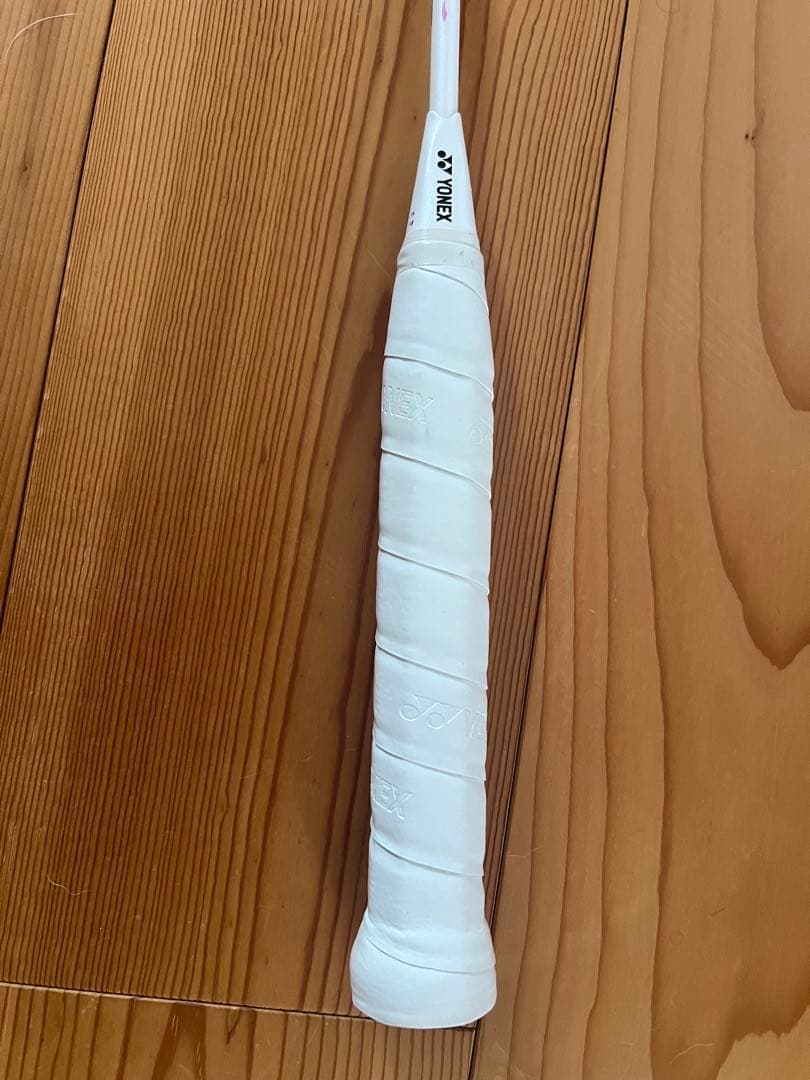 YONEX バドミントンラケット　ピンクガット
