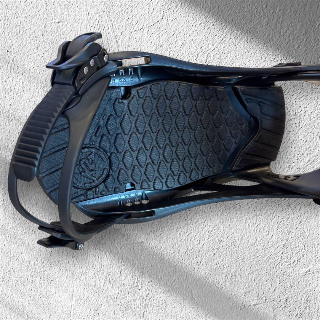 K2 INDY Mサイズ マットブラック スノーボード　ビンディング