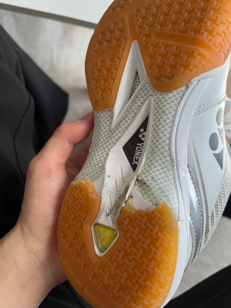 YONEX バドミントンシューズ 26.5センチ パワークッション65Z