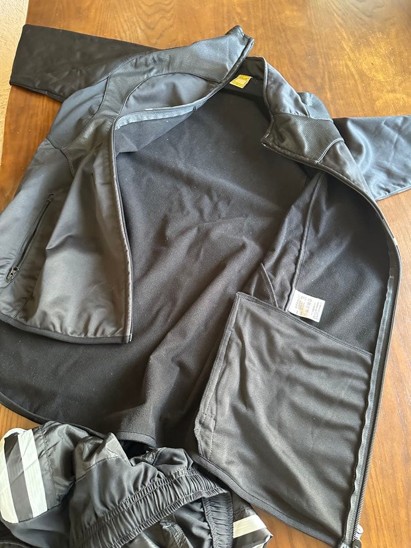 ATHLETA 上下セット Lサイズ
