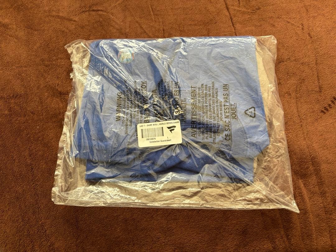 ロサンゼルス　ドジャース　ワールドシリーズチャンピオンTシャツ　LA