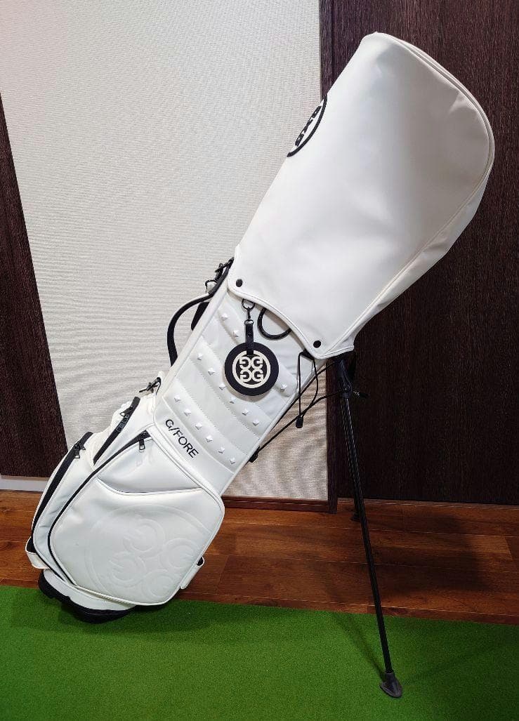G/FORE ・ジーフォア　軽量　スタンド式キャディバッグ