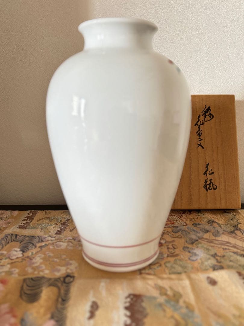 十四代柿右衛門 花瓶 色絵 花鳥文 共箱付 約22cm 美品 有田焼