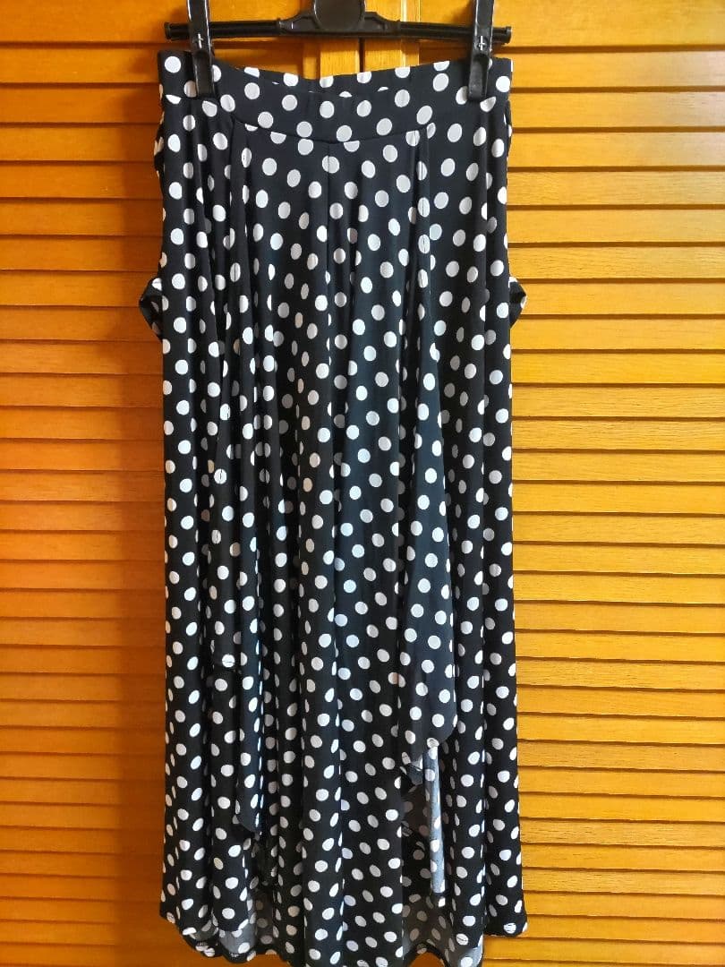 タカダンス黒と白の水玉パンツ