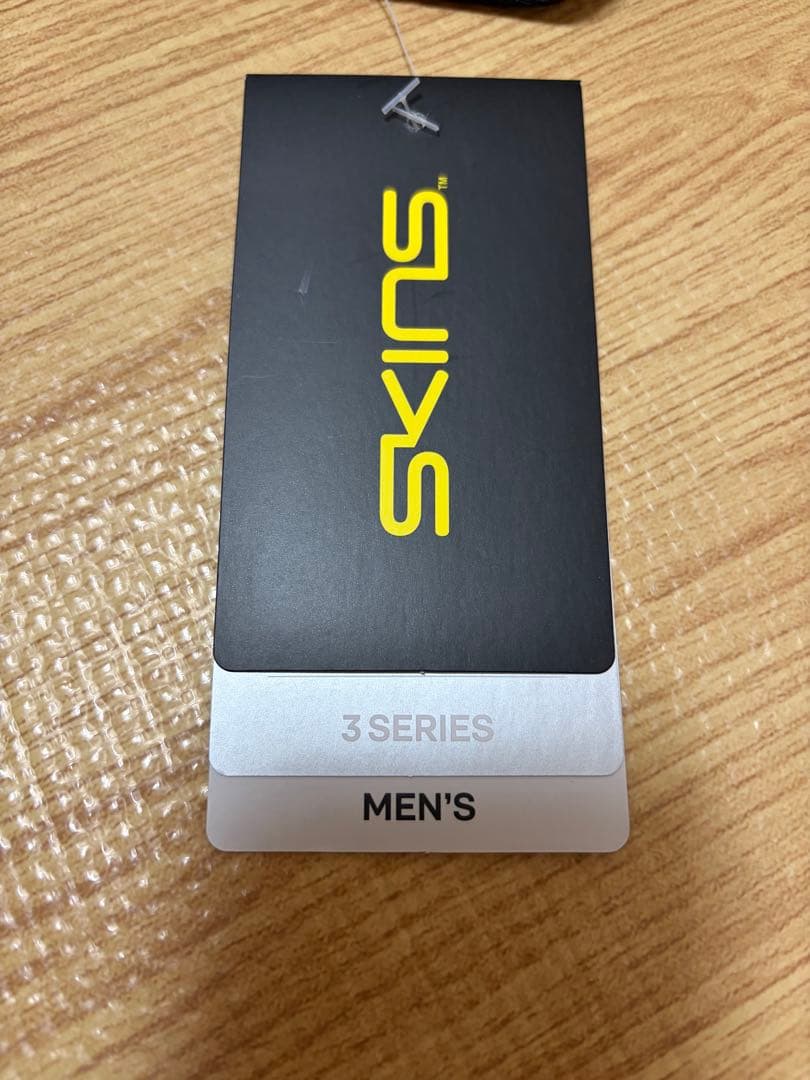 SKINS（スキンズ）SERIES-3 メンズロングタイツ ブラック【Mサイズ】