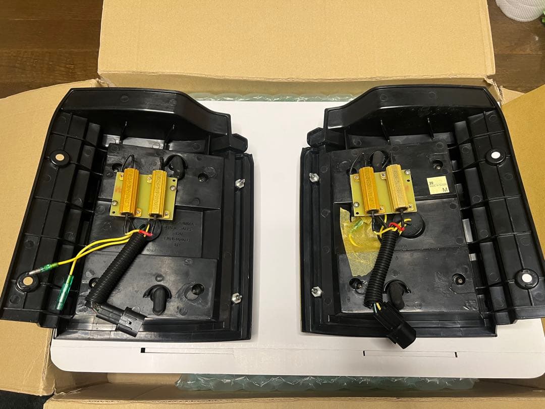絶版！クリアワールド　デリカD5LEDテールランプ
