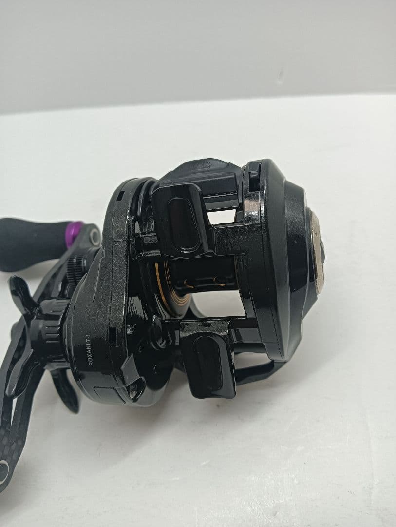 アブ ロキサーニ7 L 左　替えシャロースプール付き