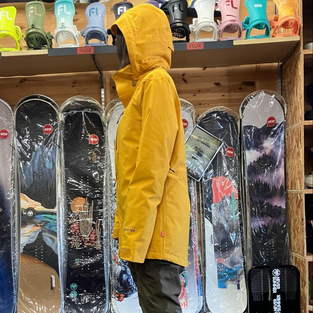 【USED】 VOLCOM ボルコム GORE-TEX スノーボードウェア　M