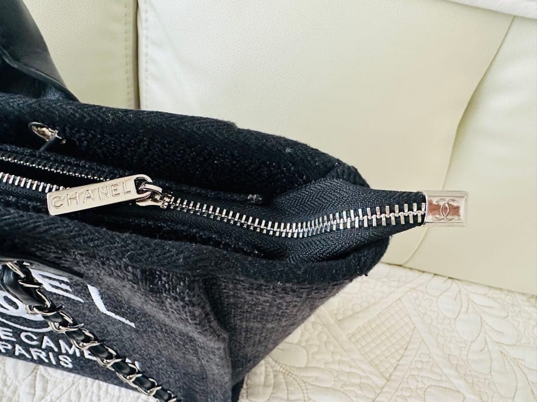 CHANEL ノベルティ　肩掛けチェーン付トートバッグ　黒ツイード2wayバッグ