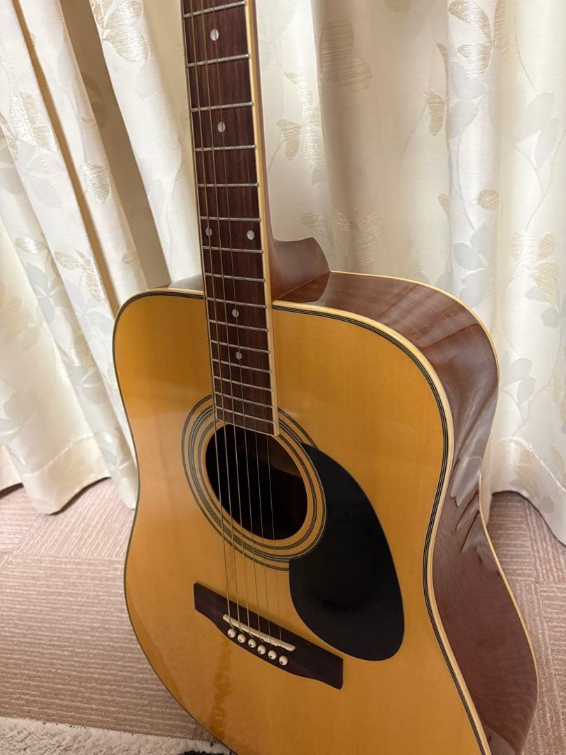 アコースティックギター スプルースボディ