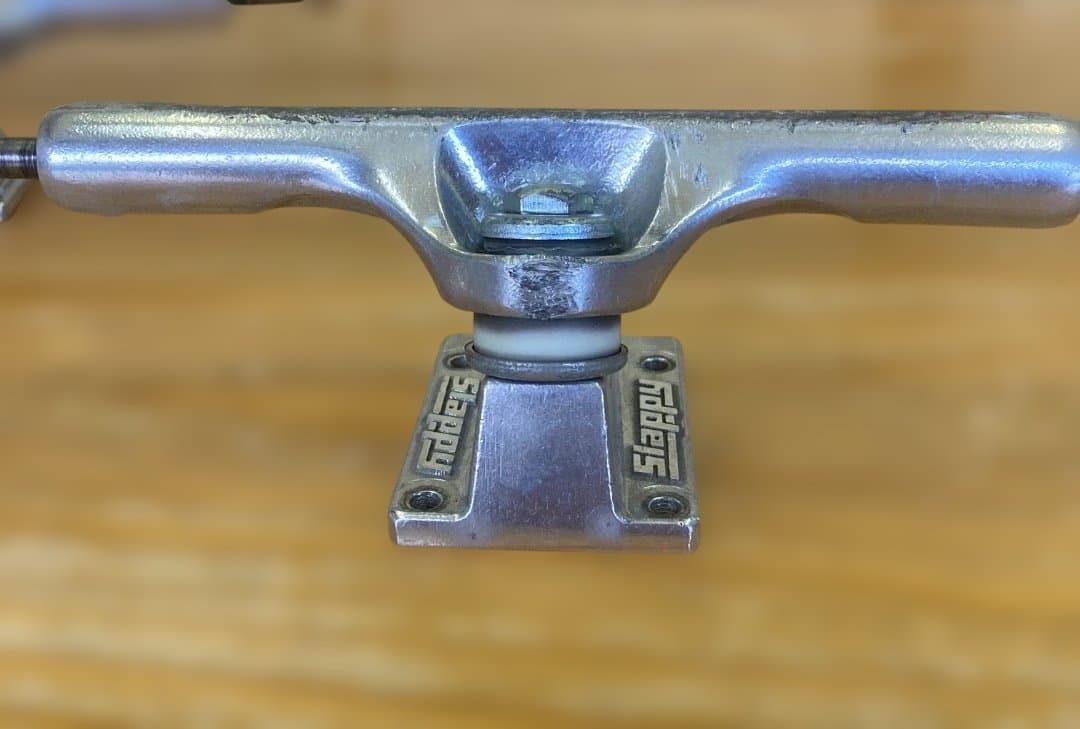 Slappy Trucks 10インチ　スラッピー・トラックス　IKP