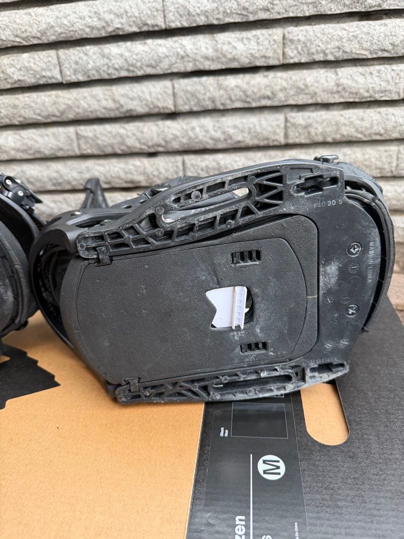 BURTON マラビータ スノーボード ビンディングMサイズ