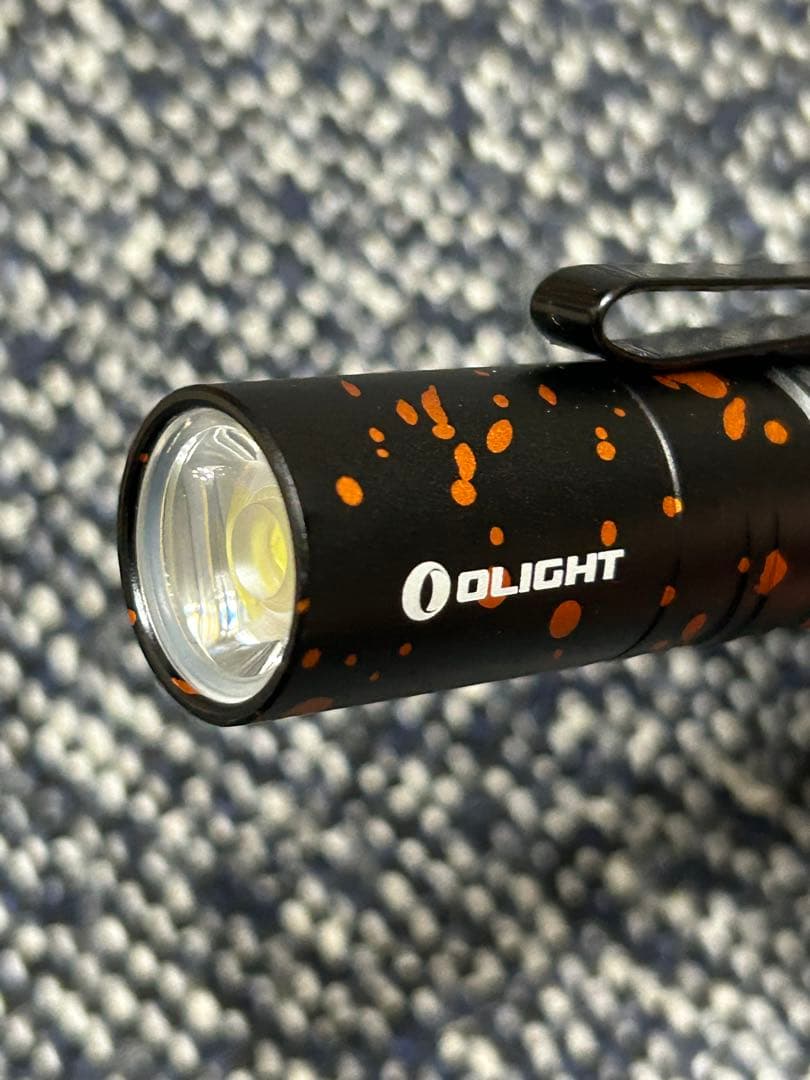 OLIGHT (オーライト) i5T EOS パンプキンステインズ