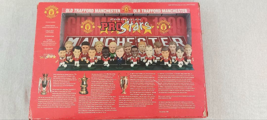 大幅値下げ！　Manchester United セレブレーション　フィギュア