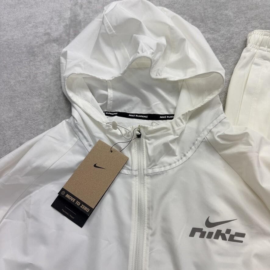 Sサイズ 新品 NIKE ランニング セットアップ 上下