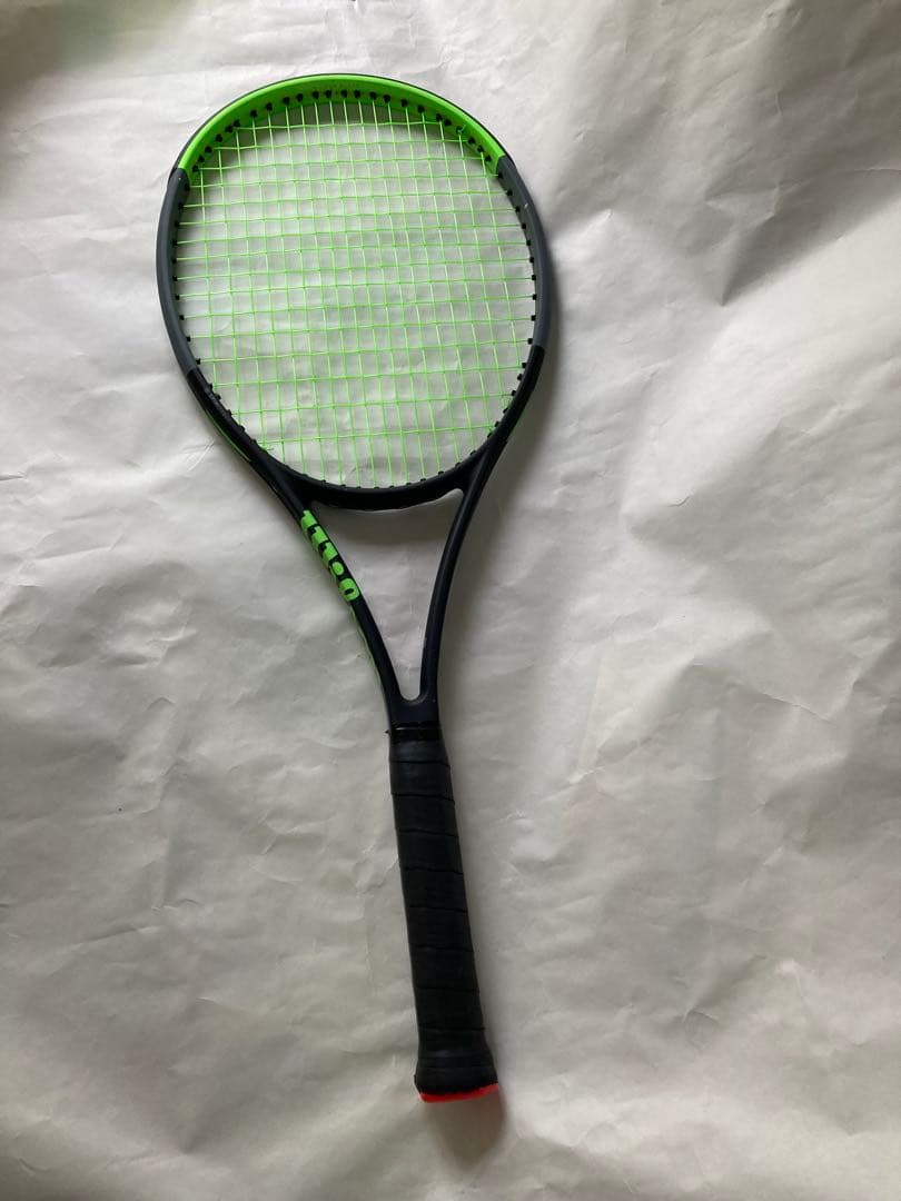 ウィルソンブレード(Wilson BLADE )98S v7.0テニスラケット
