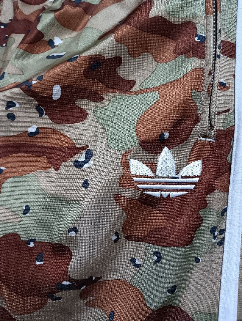 adidas 迷彩柄 ファイヤーバード L表記 極美品 デザートカモ