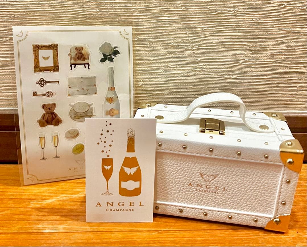 ANGEL Champagne トランク型ボックス エンジェルカフェ シャンパン