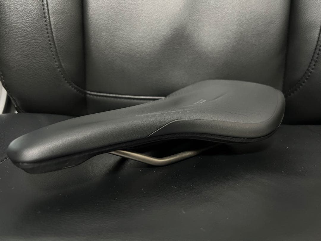 ERGON SR Allroad Core Pro Men M/L チタンレール