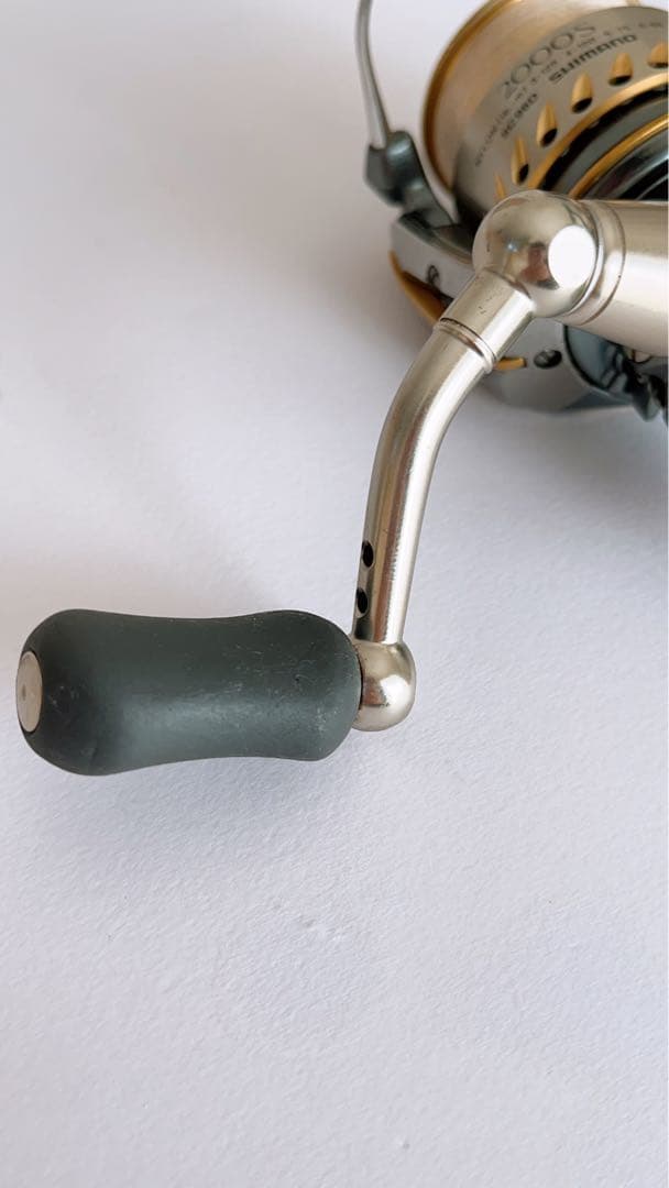 Shimano 04ステラ 2000S スピニングリール