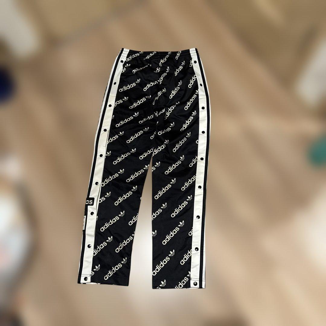 adidas 総柄　トラックパンツ　サイドスナップ