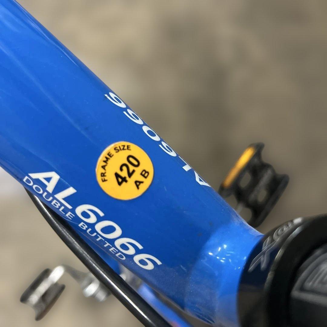 ロードバイク ルイガノ (Louis Garneau)CTR AL6066