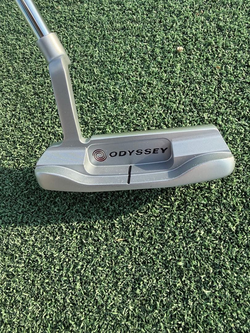 オデッセイ ホワイトホット OG パター #1 33インチ ストロークラボ