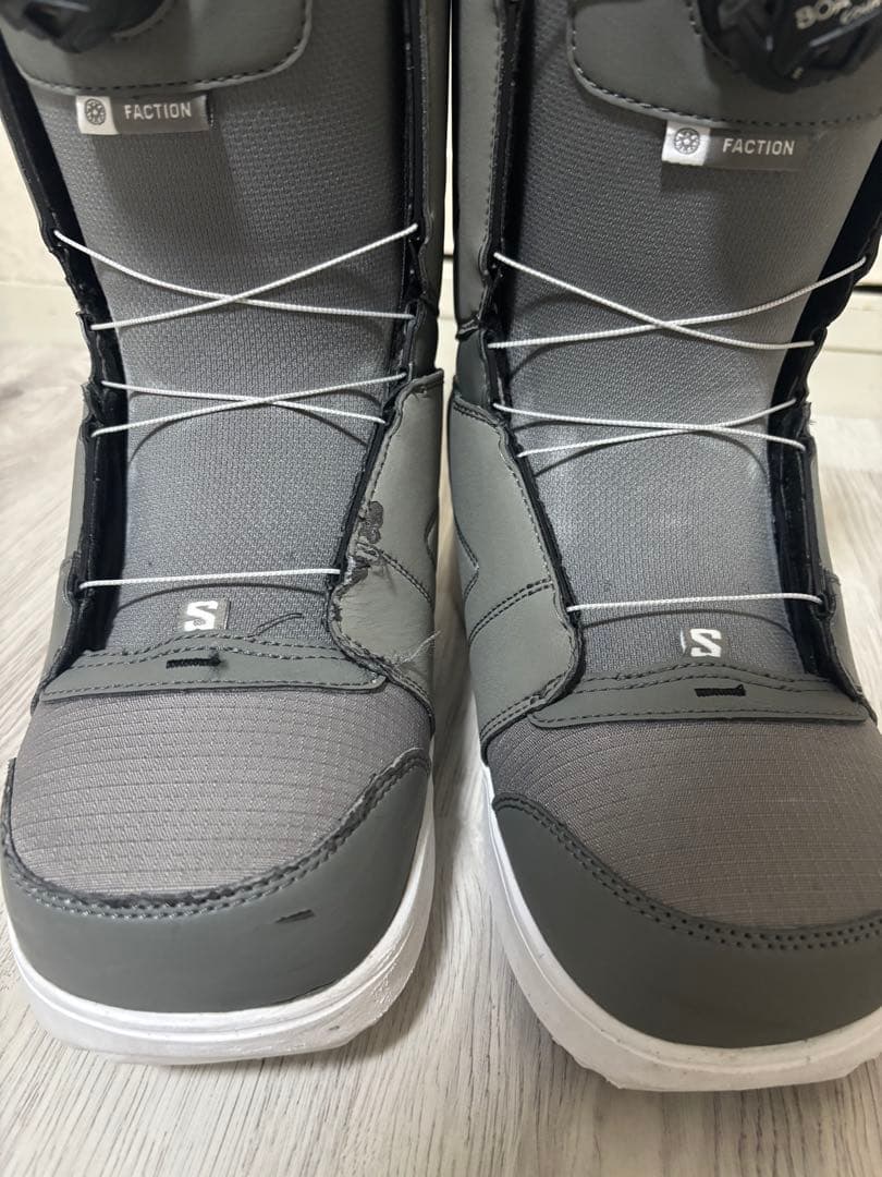 Salomon スノーボードブーツ グレー BOA