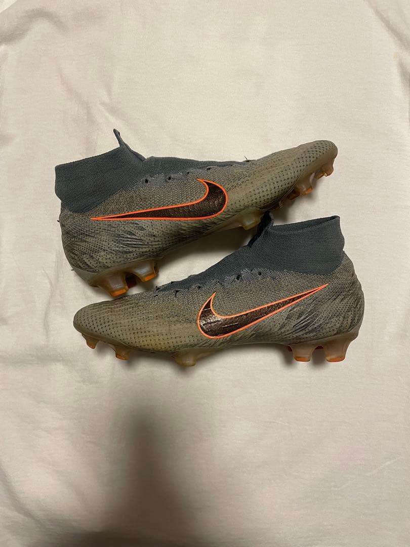 NIKE スパイク ハイパーヴェノム