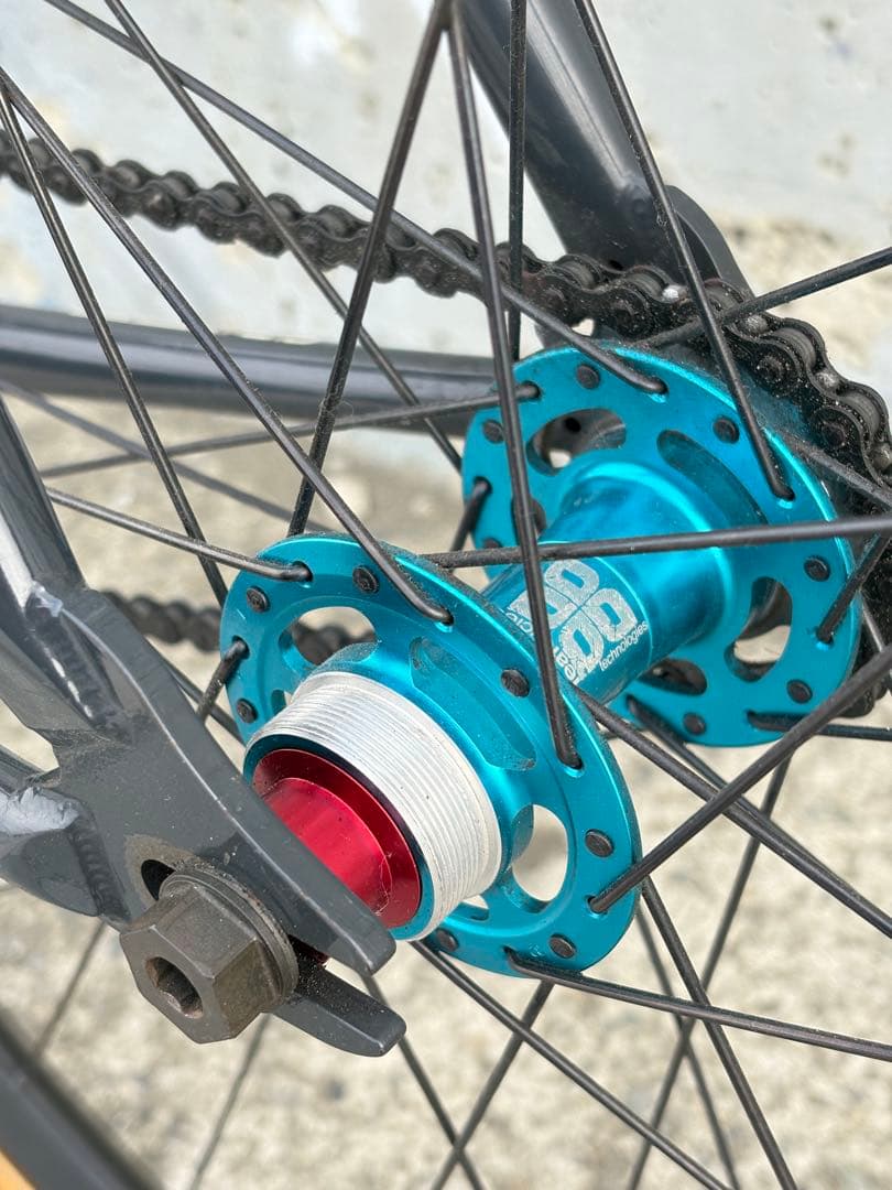 (希少) charge bikes plug (引取限定) 最終値下げ