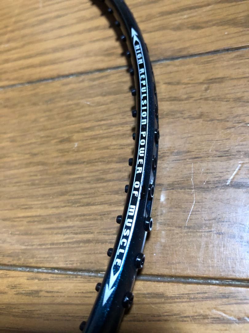 ラケット Carbonex 20 MUSCLE