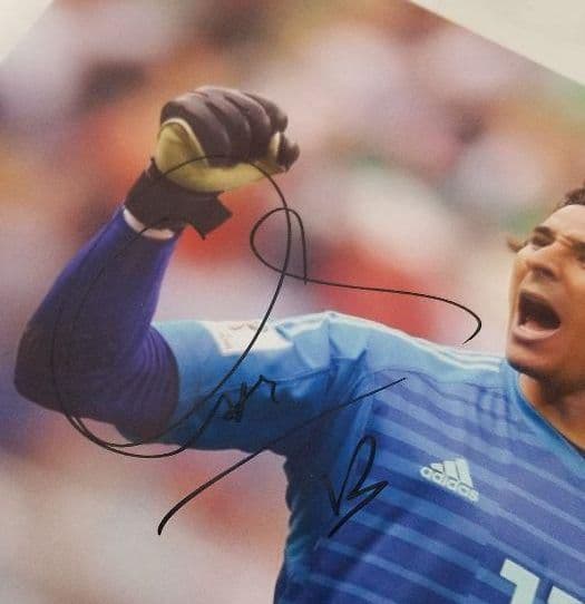 直筆サイン入り、サッカーメキシコ代表、ギジェルモ・オチョア、直筆サイン写真