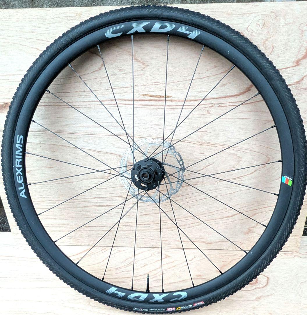 シャチ　ALEXRIMS CXD4　前後セット　タイヤ付き