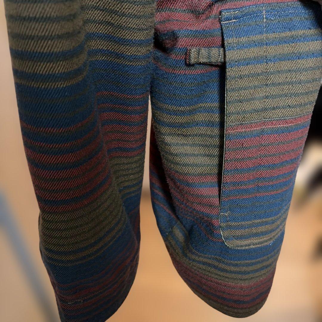 【大人気美品】BURTON 中綿フーディジャケット ボーダー柄Lサイズ
