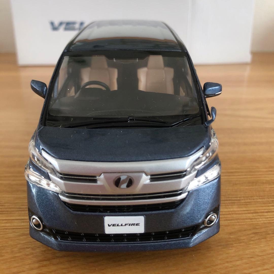VEL LF IREミニカー