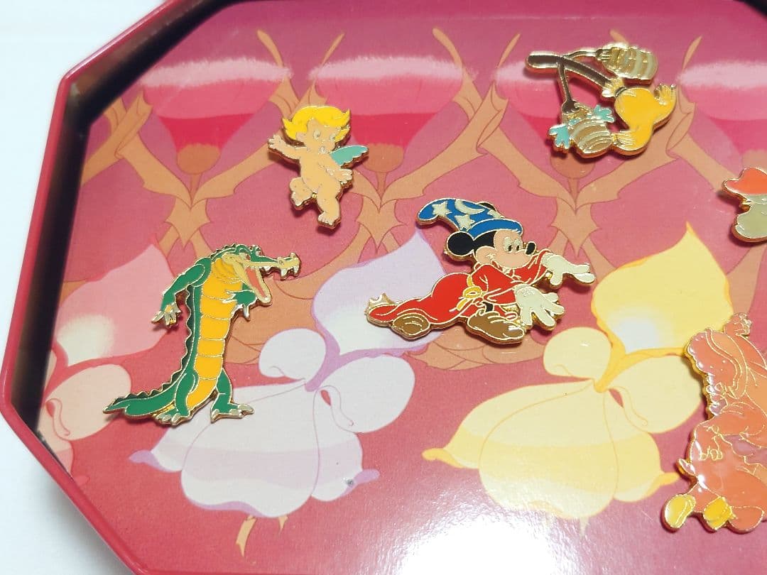 ディズニーストア ファンタジア ピンバッジ
