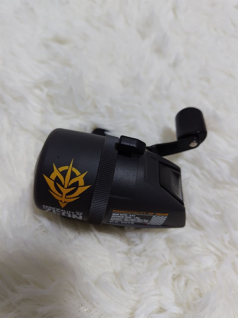 機動戦士ガンダム　スピンキャストリールとベイトキャスティングロッド　ジオン軍