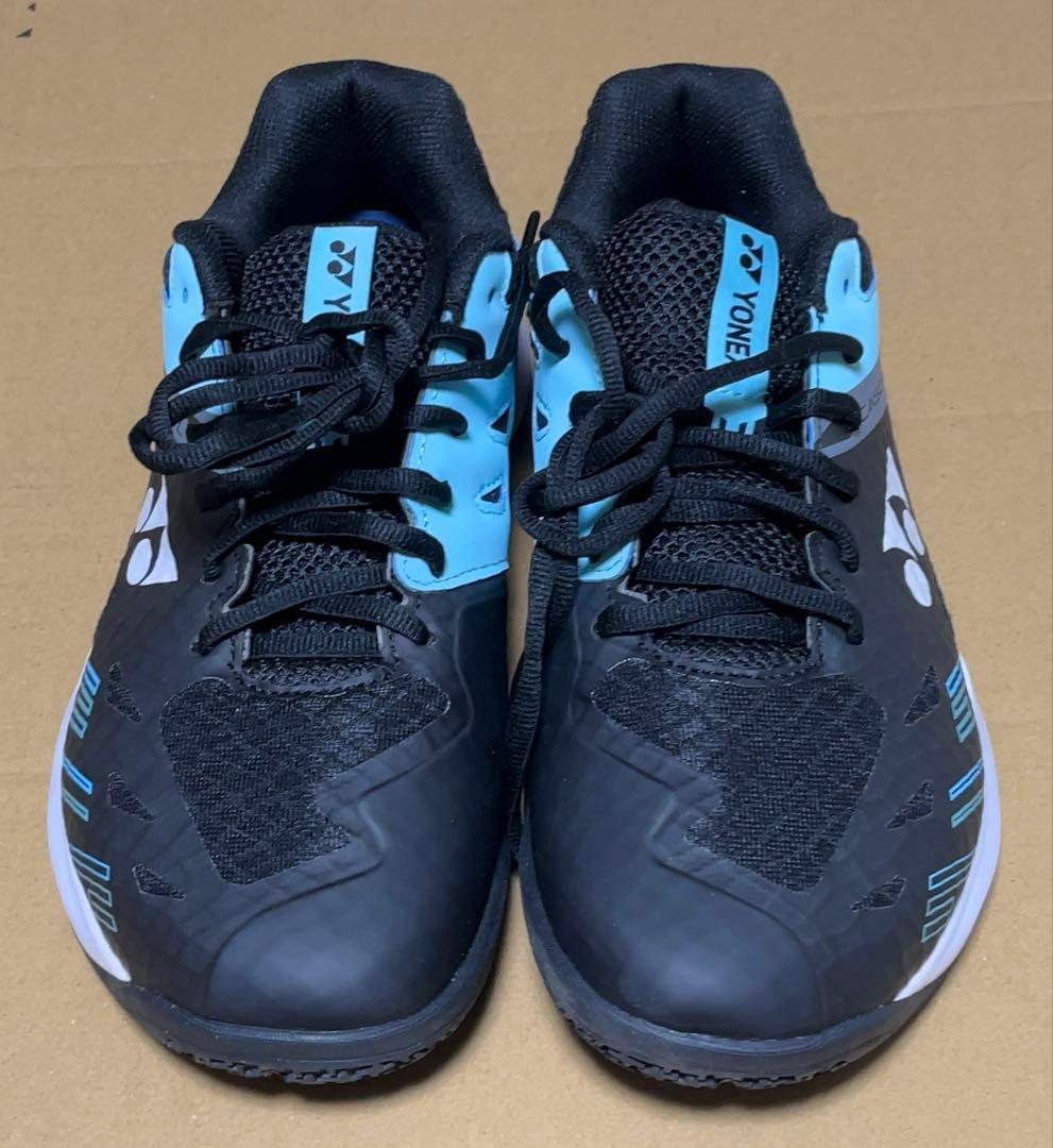 ヨネックス バドミントンシューズ 、ブラック&ブール、サイズ:26.5、中古