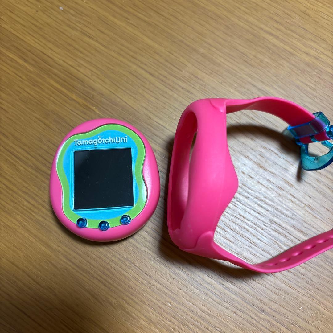 Tamagotchi Uni ピンク バンド付き
