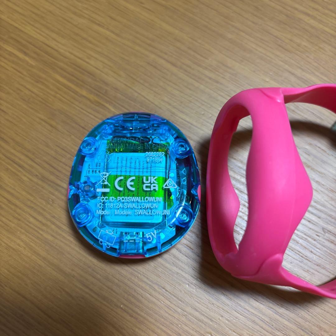 Tamagotchi Uni ピンク バンド付き